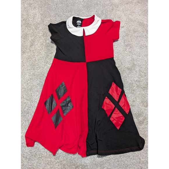 Bioworld Jackets & Blazers - DC Comics Harley Quinn Red Black Hooded T-shirt Plus Size 0 Jester Batman